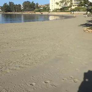 https://estepona-marina-bay.es-andalucia.com