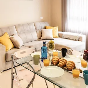https://apartment-near-the-beach.in-canary-islands.com